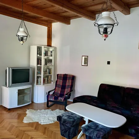 Henrietta Vendeghaz Apartment