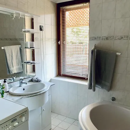 Henrietta Vendeghaz Apartment Domoszlo