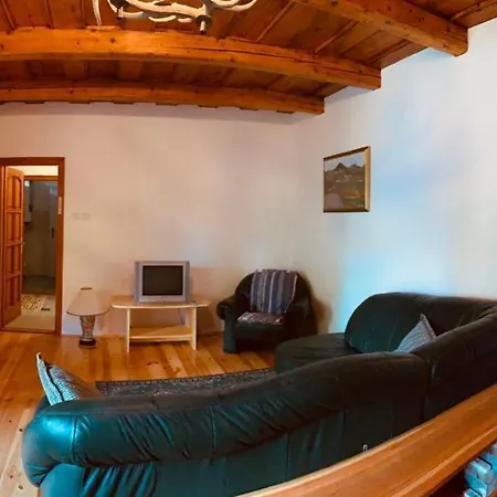 Apartament Henrietta Vendeghaz