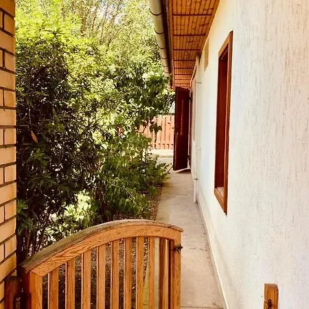 Henrietta Vendeghaz Apartment